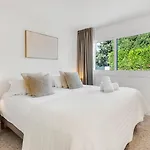 Vacation Marbella I Ava, Private Heated Pool, Rooftop Hot Tub, Sauna, Luxury Interior, Close To Golfs, Beaches And Puerto Banus