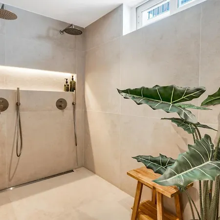 Vacation Marbella I Ava, Private Heated Pool, Rooftop Hot Tub, Sauna, Luxury Interior, Close To Golfs, Beaches And Puerto Banus Vila