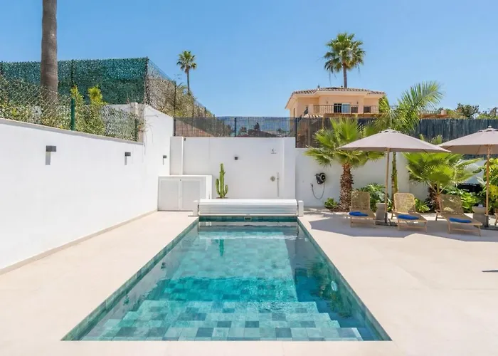 Vacation Marbella I Ava, Private Heated Pool, Rooftop Hot Tub, Sauna, Luxury Interior, Golf And Sea Nearby * Estepona