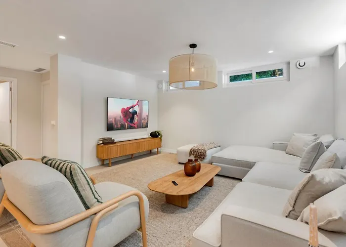 Vacation Marbella I Ava, Private Heated Pool, Rooftop Hot Tub, Sauna, Luxury Interior, Golf And Sea Nearby Villa