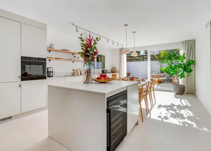 Vacation Marbella I Ava, Private Heated Pool, Rooftop Hot Tub, Sauna, Luxury Interior, Golf And Sea Nearby Villa *