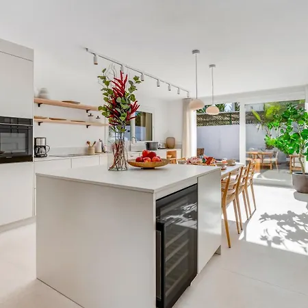 Vacation Marbella I Ava, Private Heated Pool, Rooftop Hot Tub, Sauna, Luxury Interior, Close To Golfs, Beaches And Puerto Banus Вилла *