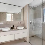 Vacation Marbella I Ava, Private Heated Pool, Rooftop Hot Tub, Sauna, Luxury Interior, Close To Golfs, Beaches And Puerto Banus 빌라 *