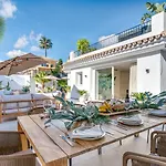 Vacation Marbella I Ava, Private Heated Pool, Rooftop Hot Tub, Sauna, Luxury Interior, Close To Golfs, Beaches And Puerto Banus *