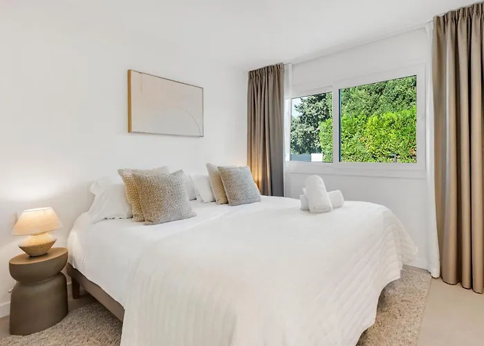 Vacation Marbella I Ava, Private Heated Pool, Rooftop Hot Tub, Sauna, Luxury Interior, Golf And Sea Nearby